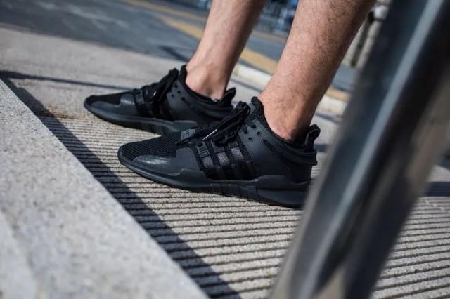 鹿晗和富察傅恒竟然都穿了这个系列!了解才知道来头不小!