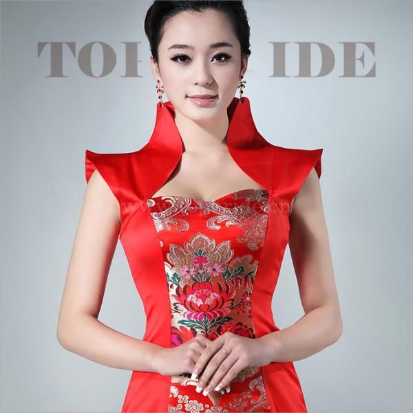 49岁许晴与51岁金星同穿旗袍，差距竟这么大！显身材的旗袍怎么穿