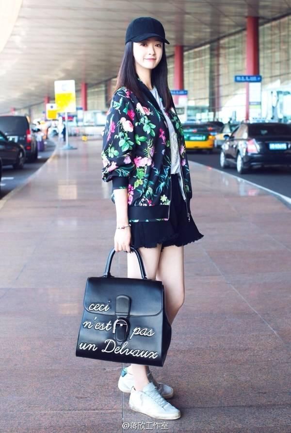 蒋欣亲身试验，微胖大胸妹纸怎么穿才是对的?!