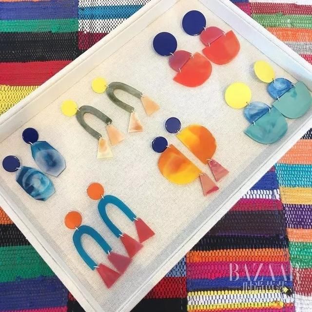 谁的小眼睛还没看过来，我的XXXL号耳环吸引不了你么?