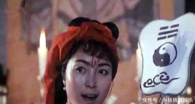 『侠女』清代两位侠女,生得艳丽无双,偏要除暴安良