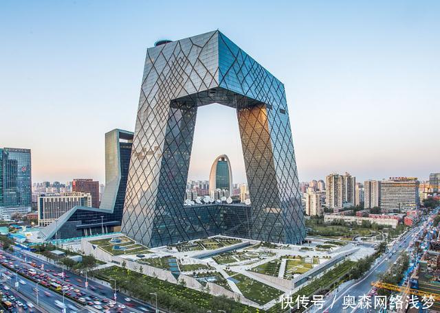 中国双子星城市投票深圳 香港力压上海 苏州，重庆 成都需努力