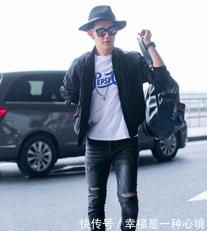 汪东城这时尚感绝了！脚上的鞋不仅有“味道”，还丑出了新高度