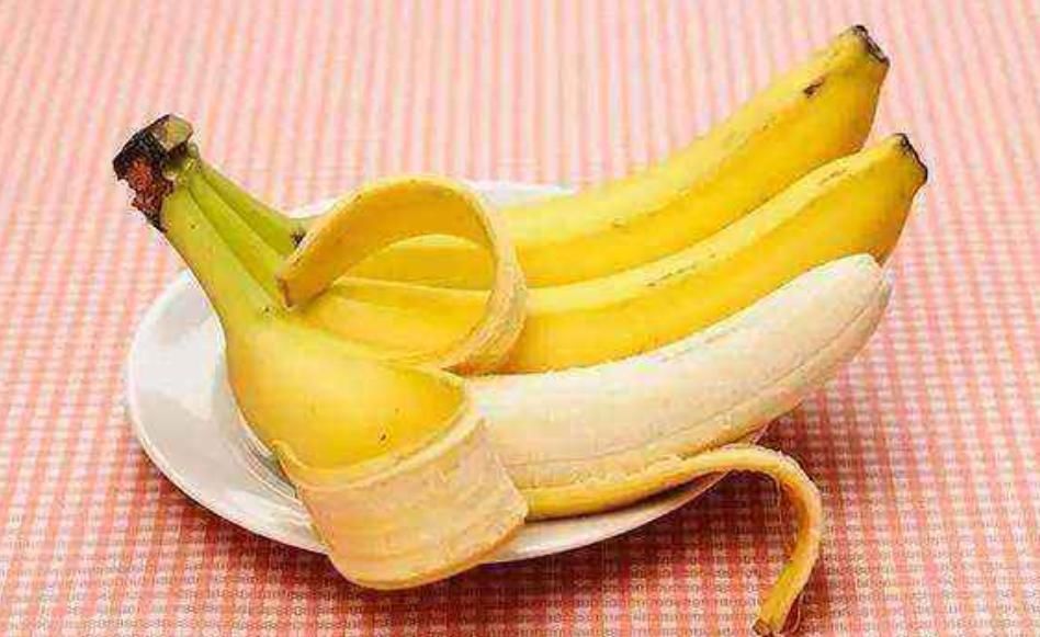 香蕉皮加点它祛斑，涂抹7天之后，36岁阿姨皮肤白嫩到完胜小姑娘