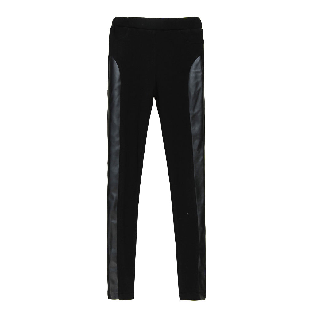 美女们入秋穿这女裤，百搭洋气又好看，“酷”到不行