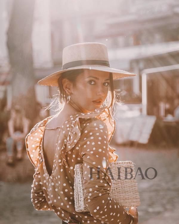 假期都要过去了，听说你们还没出去玩?外出度假怎么穿才能配得上