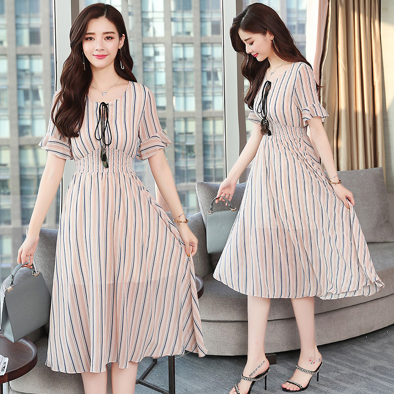 女人太丰满!穿衣不好看?学下图女人这样穿，美丽大方尽显好身材