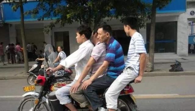  [限电]“禁摩限电”再次引发争议！车主反问交警：为什么不禁止