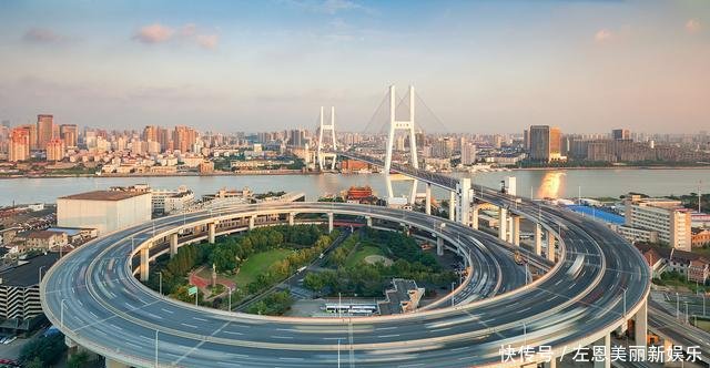  [名气]中国只有一座超大省会城市，成都、武汉名气那么响，为啥