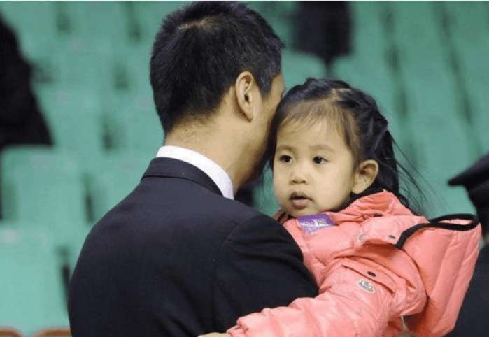 CBA辽宁队队员们夺冠后在休假期都在干什么