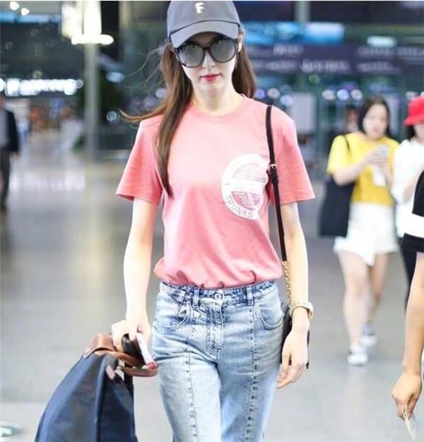 学42岁马伊琍和63岁的赵雅芝:女人,你随时可以扮美自己