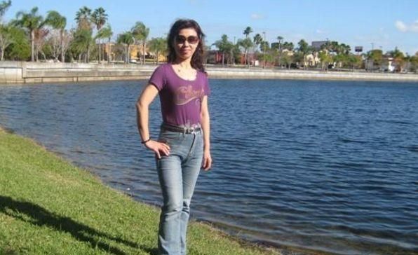  「富婆」富婆招男司机，包吃包住月薪10万，提的几个要求让人倍