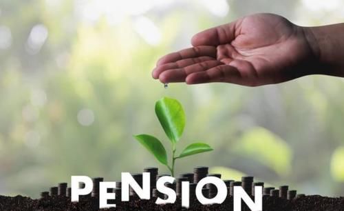  养老金@赶紧告诉父母，在2019年底，“养老金”领取方法将会变动