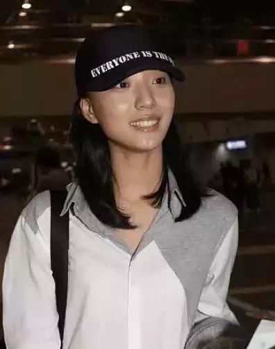 不涂口红的女星长得可能还没你好看！只有小S没什么差