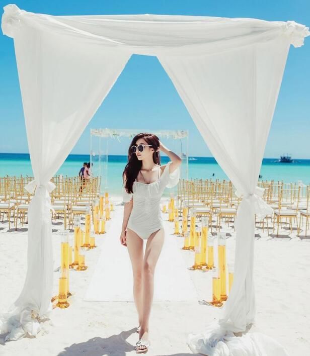 沙滩泳衣：黄色比基尼清纯，黑色比基尼性感，图3感觉不好驾驭！