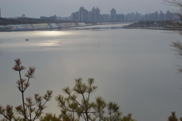  乌兰@康巴什第三天：我到了蒙古象棋广场和乌兰木伦河畔