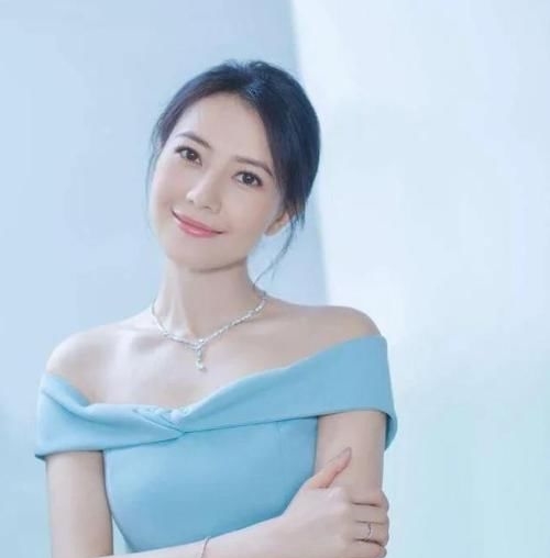 『女星』“嫁给外国人,始终不改中国国籍”的4位女星,每一位都是娱乐圈大咖