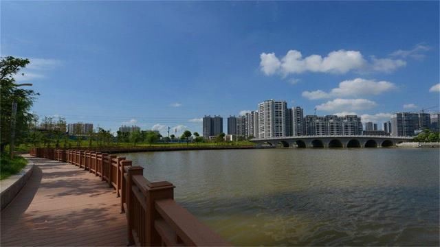 湖北这个拥有百万人口的县，迎来百亿高铁，未来将辉煌腾飞