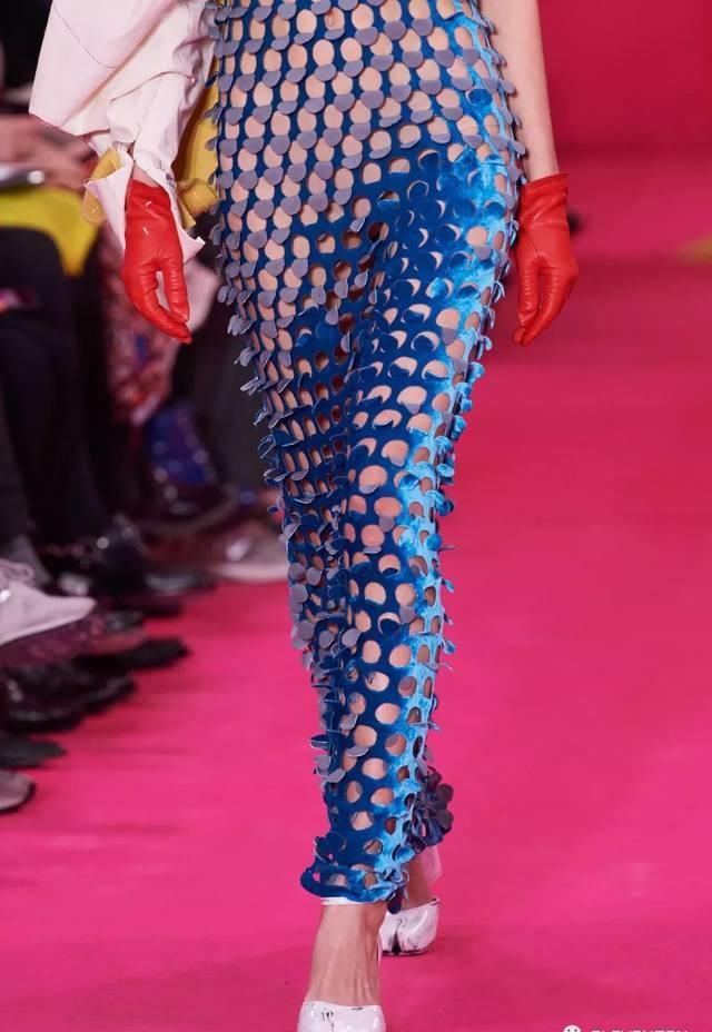  「国际时装」2020春夏高定——Maison Margiela 舞会后的宿醉