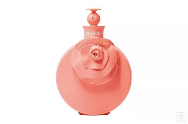 香氛｜戚薇冰箱藏香告诉我们：比起使用率，有些香水就是用来看的