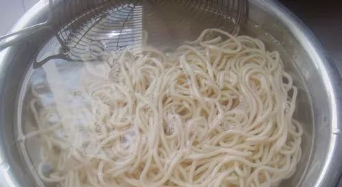 『小虞』小虞美食:木兰味道——凉面条