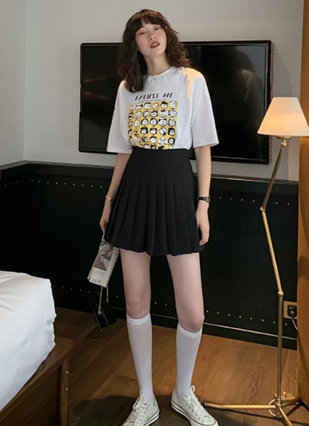  试一下■提议零零后：别再一直穿裤子了，试一下搭“网红裙子”，又美又显高