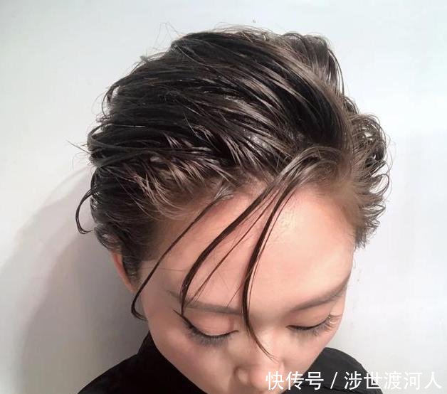 「气质」太容易“拉低气质”的3个发型,别以为有时尚,实际上太土气!