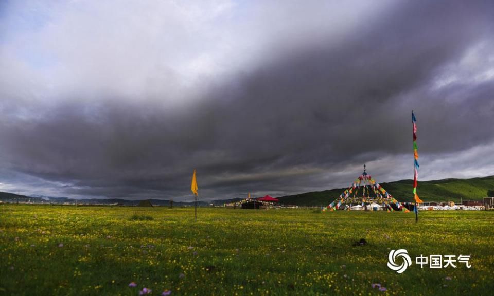 美丽的红原大草原