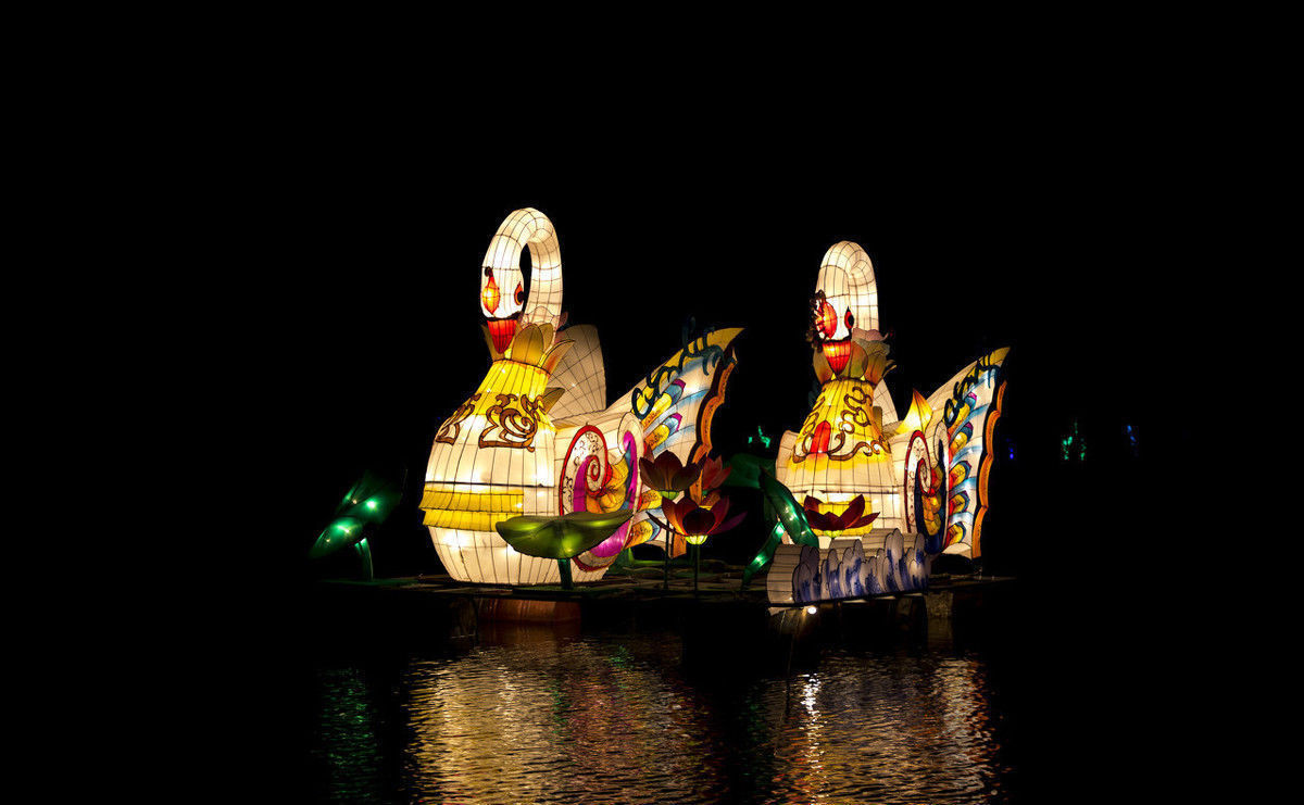 喜迎正月十五，闹元宵，祈福吉祥，顺顺顺。