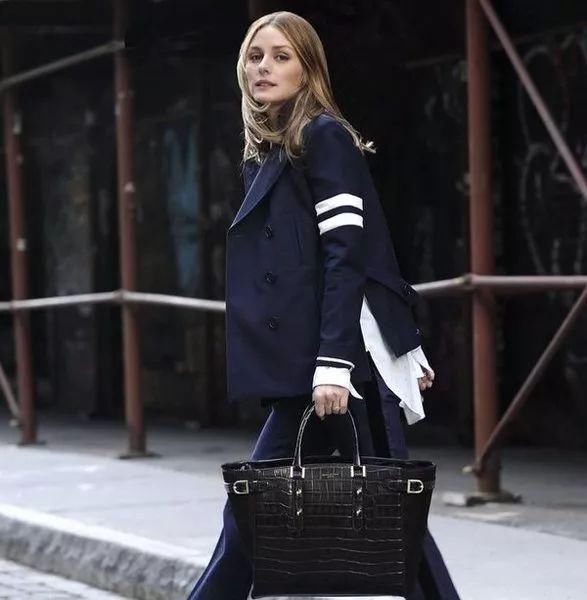 时装精们都不甘心撞包，她们把目光瞄准了这些小众却有格调的宝贝