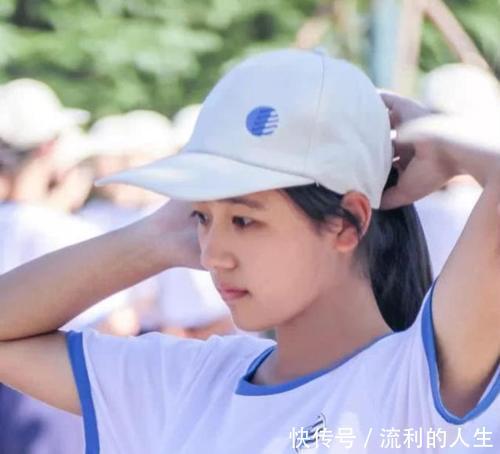 马尾高度不是随便扎，扎多高好看？是脸型说的算！