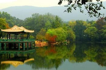 南京一湖 被誉为南京第一无污染湖,蒋介石曾在湖边选定墓址!