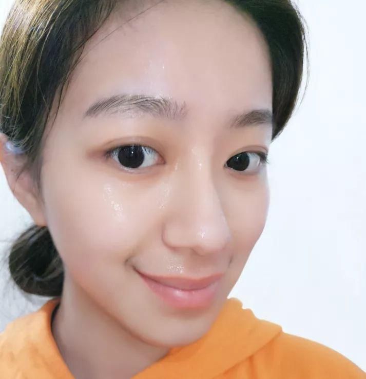 51岁周慧敏美到刷屏，逃不过渣男的她，人生比宫斗剧还精彩!