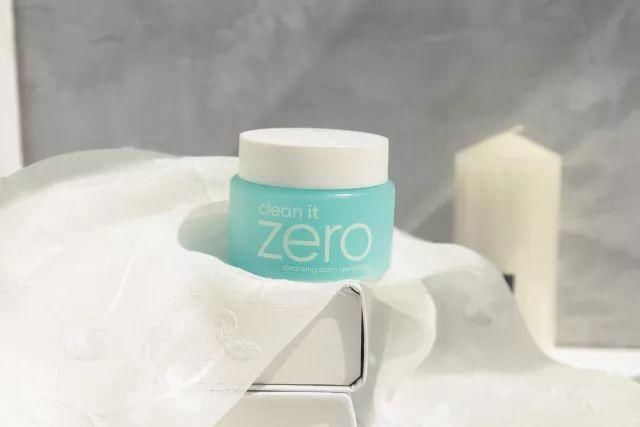 淡妆浓妆这样卸,闷痘,粉刺全没了,脸上毛孔小到看不见