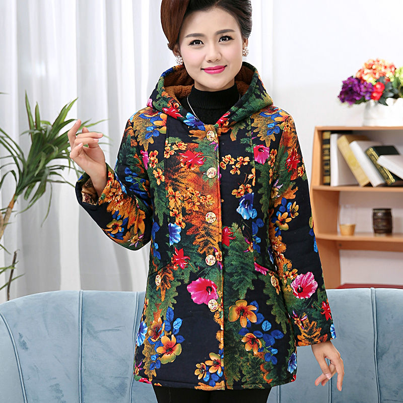 看完这些时髦的上衣，风衣妈妈都不想穿了，太洋气又减龄