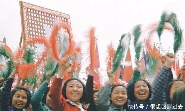 「漂亮」【欣赏】毛主席时代的妇女,真漂亮!