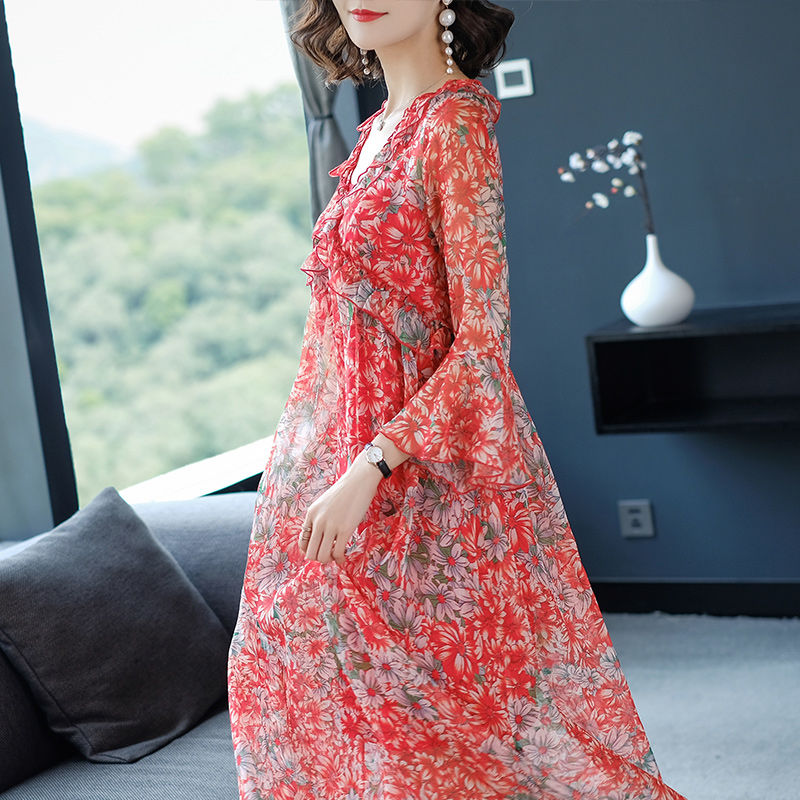 30-50妈妈穿的“减龄裙”，比旗袍还有型，收入不错不容错过