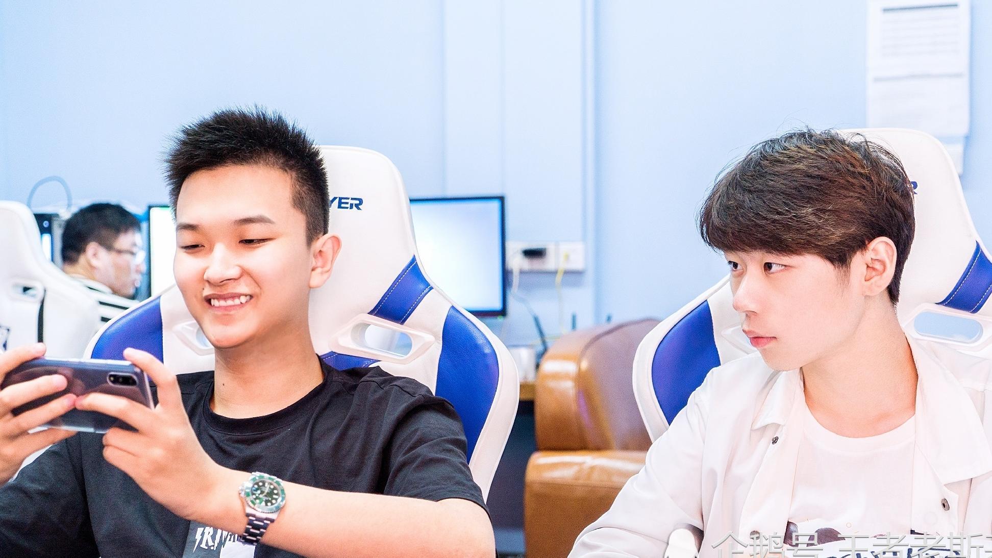 QGhappy主教练Gemini解读秋季赛大名单,猫神