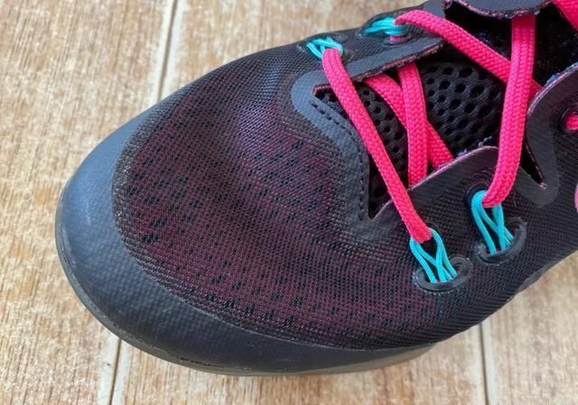 「双鞋」前后掌Zoom Air的科比球鞋只需400块?当年的神鞋你穿过吗
