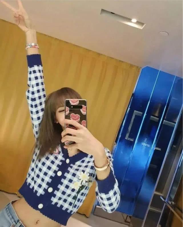  『上小雏』“小雏菊裙”火了，洋气又高级！