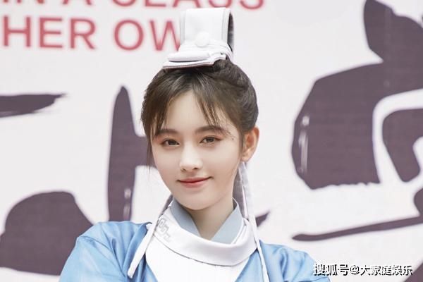 [粉丝]《云上学堂》来袭，仅36集粉丝嫌少，一看播出方式：放心了！