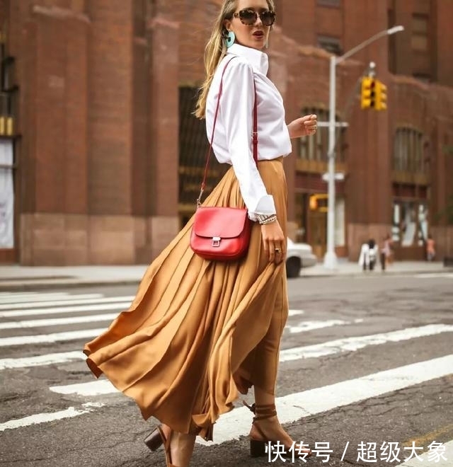 『女生』体重超过120斤的女生,少穿显胖单品,多穿这4种下装超显瘦!