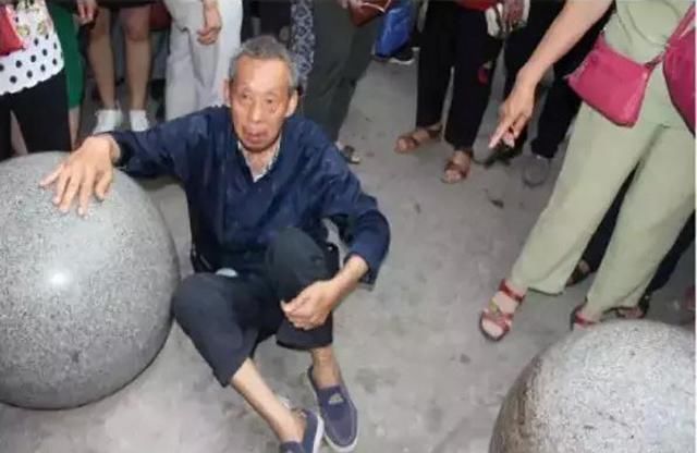 老人碰瓷高考生？别让谣言伤了人心！