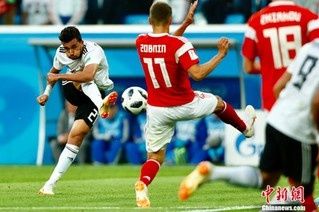 俄罗斯3-1拿下埃及 东道主出线形势大好_【快