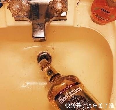  镜头：女孩用镜头记录父亲临终前的最后一星期，看完潸然泪下！