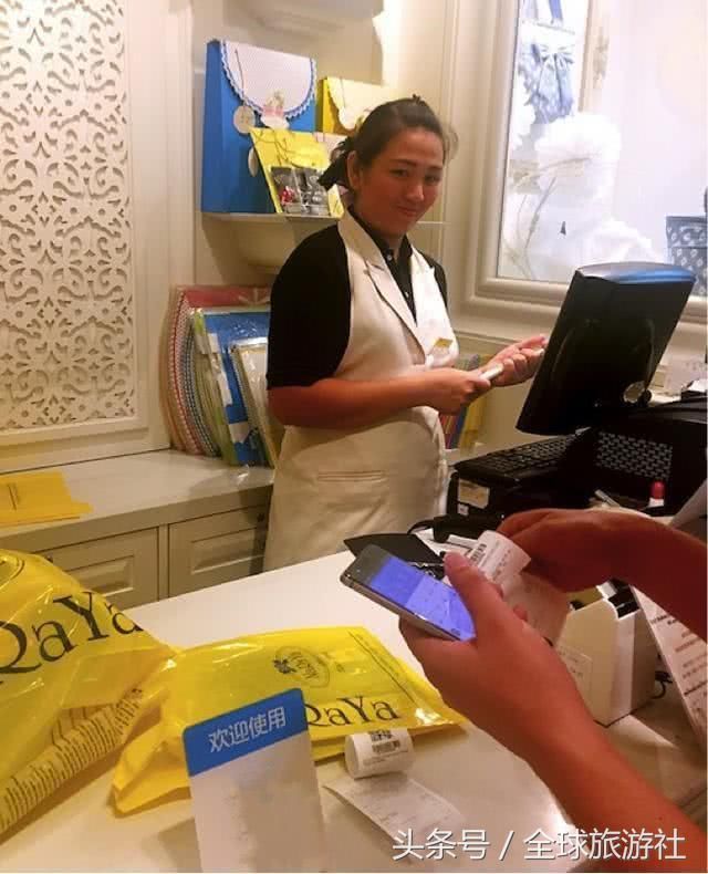 泰国免签后又实行“复试签证”吸引国人,网友:倒贴钱也不去