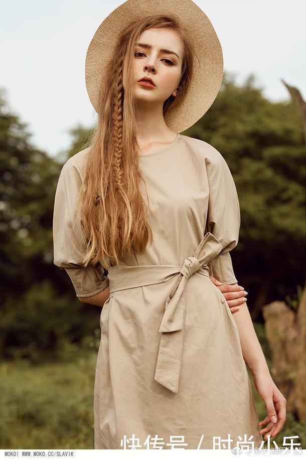 美女米可五官深邃立体身材性感