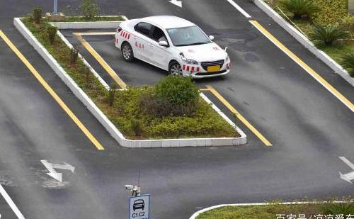 还没考驾照的要哭了，2019考驾照新政策出台，网友：后悔考晚了！