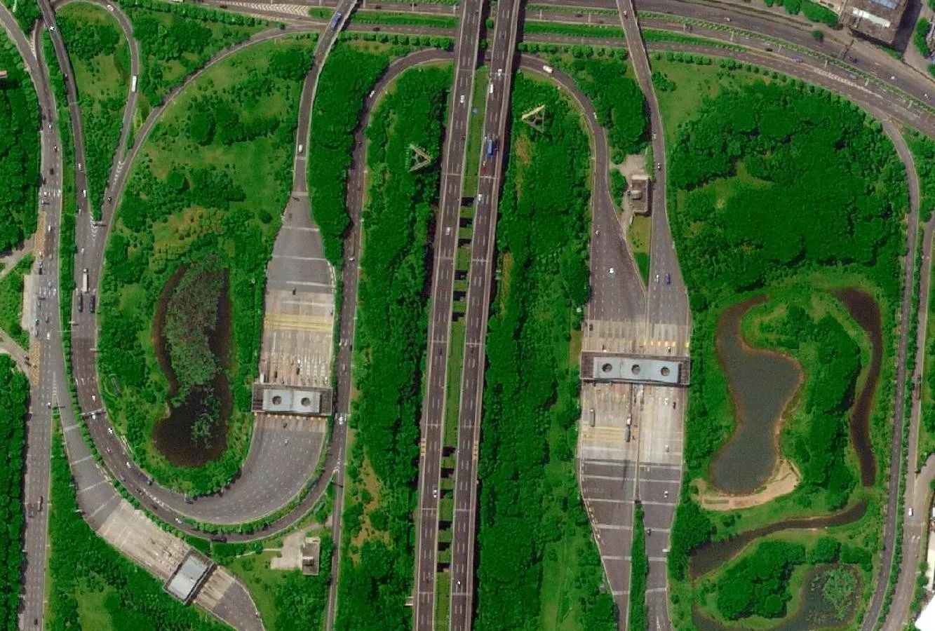  卫星：礼拜天松山湖上露天厕所注意天上 美国低轨道卫星拍东莞高