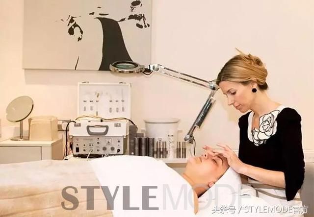 贝嫂每天花一千美金护肤?但知道它就足够了